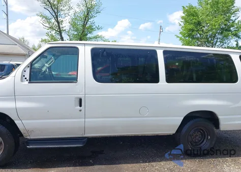 2010 Ford E-350 Super Duty Xl/Xlt z USA, uszkodzony, nr VIN 1FBSS3BL9ADA64208